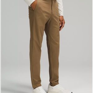 Mens Khaki Lululemon Commission Slim size 32 W, 31 L.
